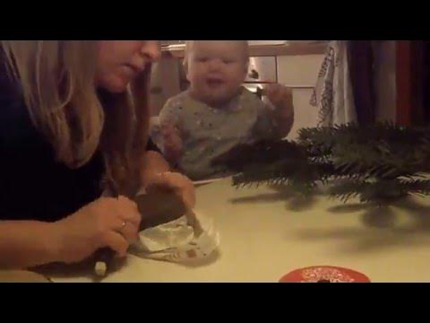 Clay doesn't taste good. (Day 19th of our daily vlogs in December 2015)