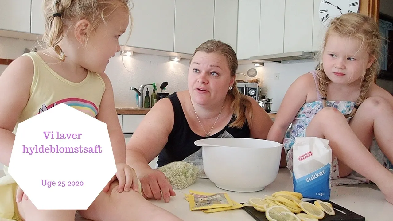 VI LAVER HYLDEBLOMSTSAFT - MON DEN BLIVER GOD?