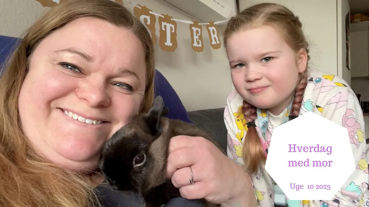 HVERDAG MED MOR - ZOE ER ENEBARN EN HEL DAG