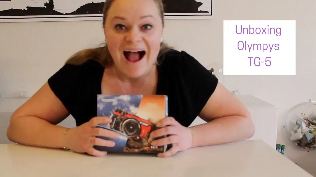 Unboxing Olymous Though TG-5 DANSK