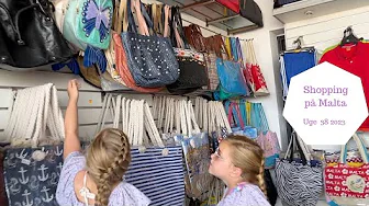 SHOPPER PÅ MALTA - BADER PÅ STRANDEN MED TØJ PÅ