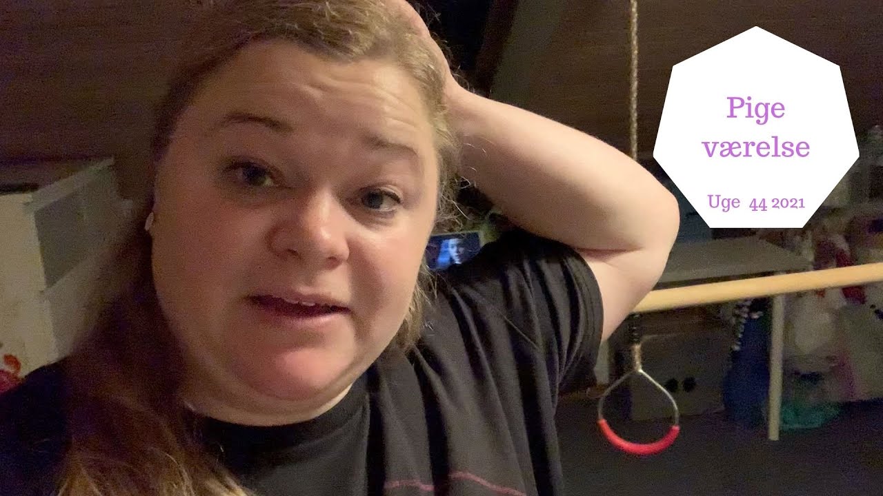 FLYTTER RUNDT PÅ PIGERNES VÆRELSE