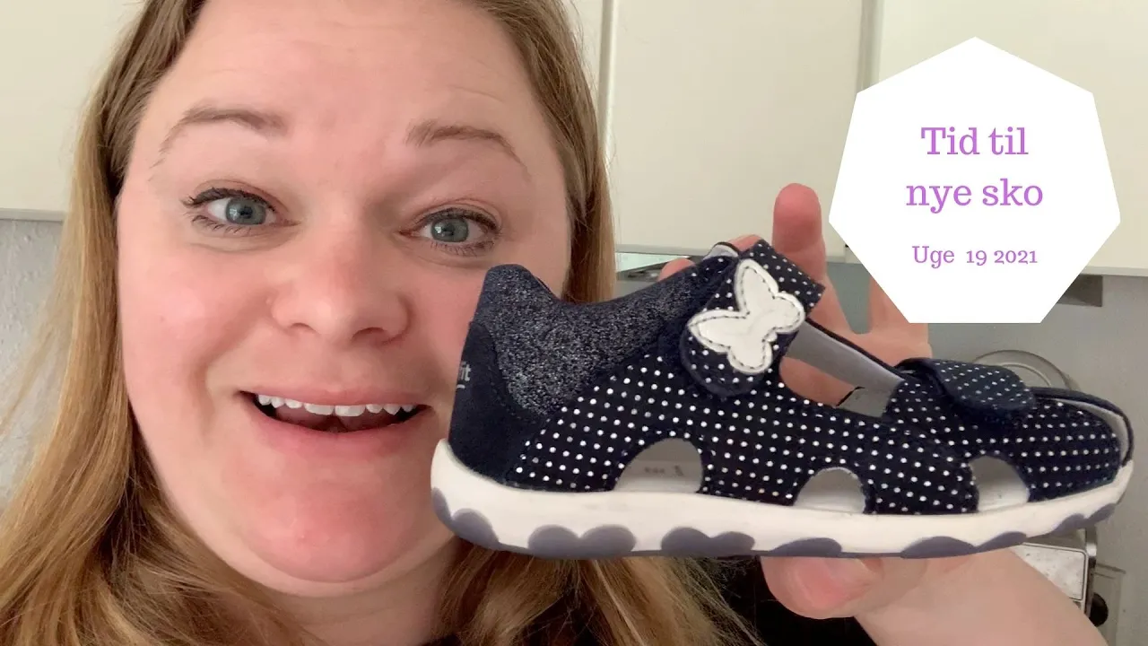 NYE SKO TIL PIGERNE