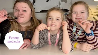 FORSØG MED COLA OG PENGE