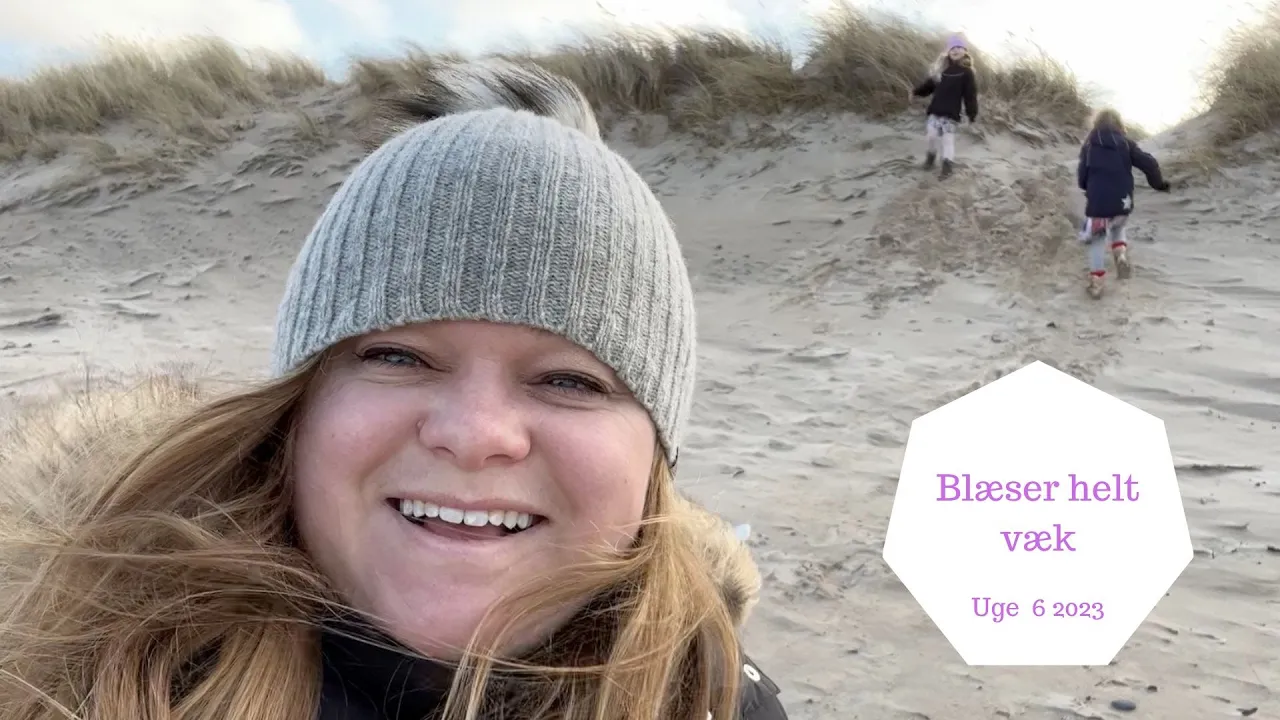 VI BLÆSER HELT VÆK PÅ STRANDEN - DER ER SAND I MIT UNDERTØJ