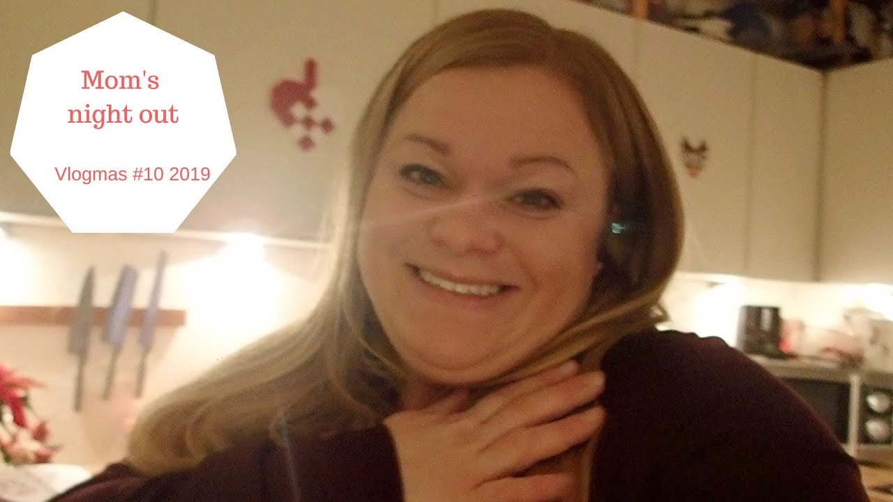 VLOGMAS 2019 #10 Mom's Night Out at a Christmas Party at Work