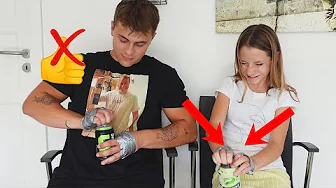 Naja VS Max  (No Thumbs Challenge (2022) )