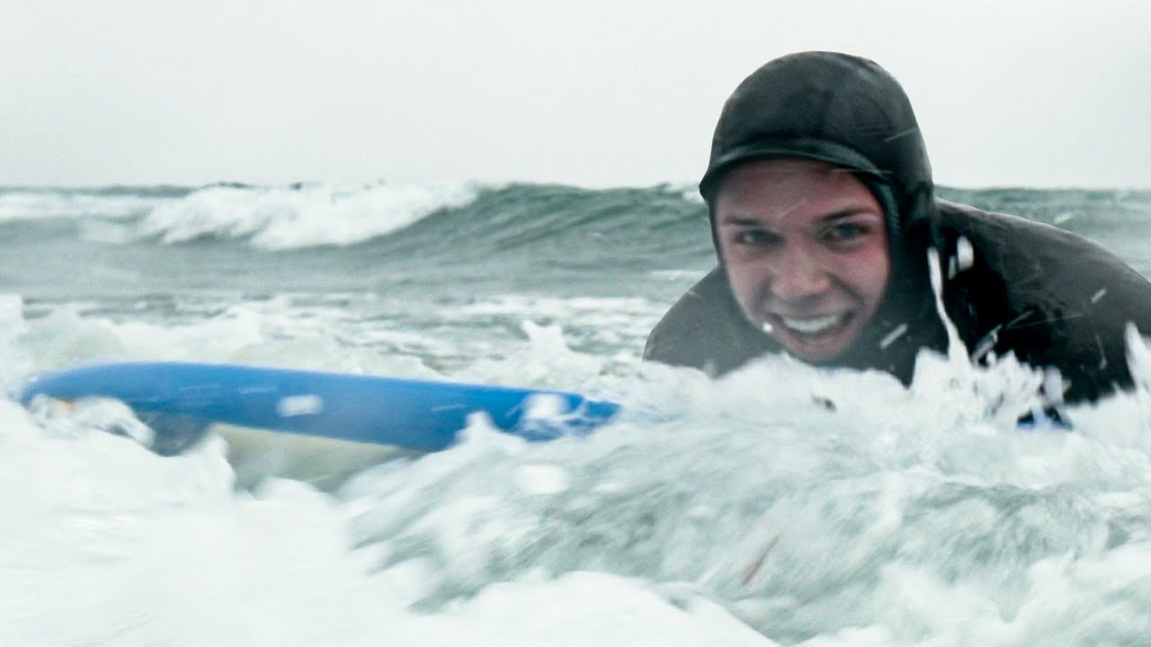 SURFER FOR FØRSTE GANG