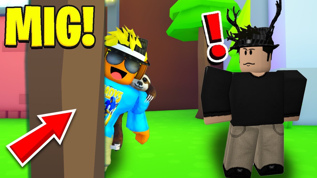 Han Gik LIGE FORBI MIG I Hide & Seek - Roblox!
