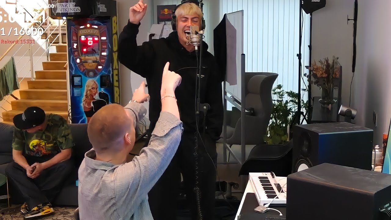 Anton Westerlin x Søndergaard - Bag Gardinerne