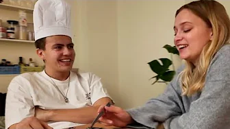 LAVER MAD MED MIN KÆRESTE