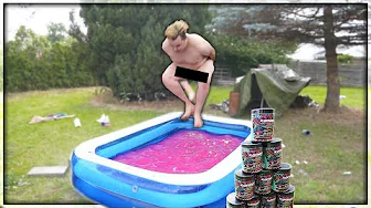 POOL FYLDT MED ENERGI DRIK