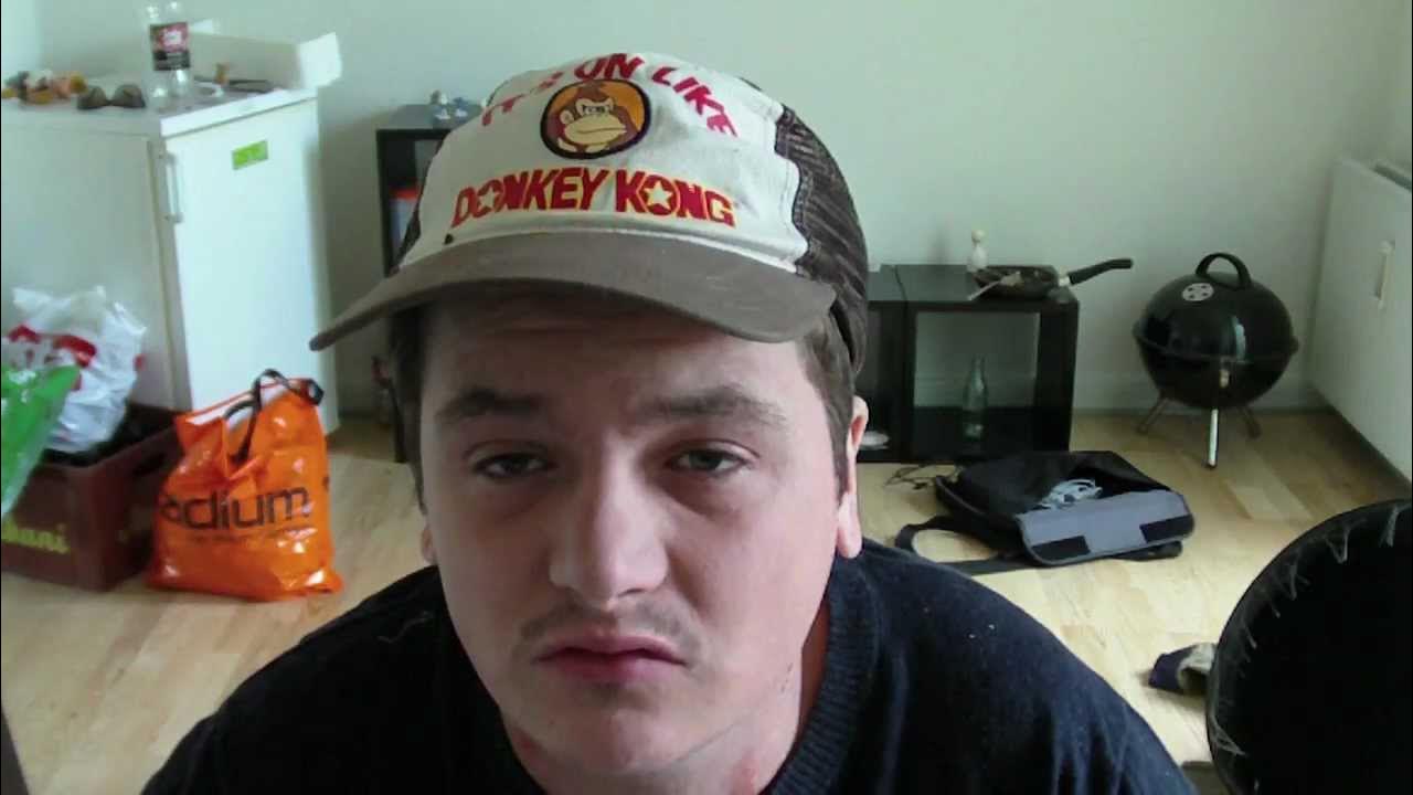 JEG DUFTER IKKE TIL ROBINKAJA! - Casper Besvarer