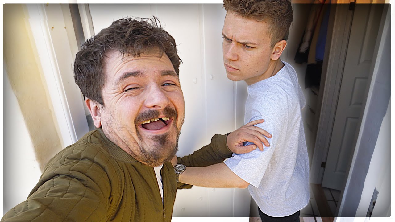 FLYTTER IND HOS RASMUS