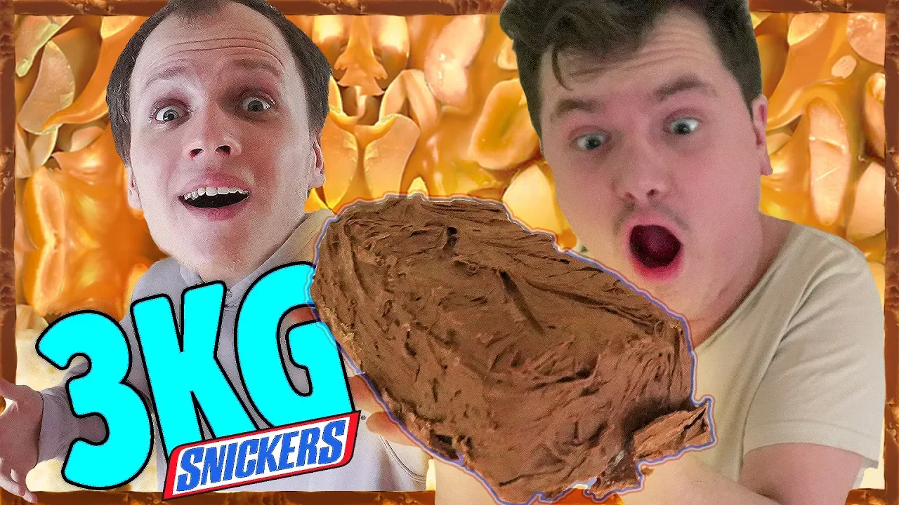 KÆMPE SNICKERS | Fråder Lørdag