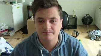 Bor du hos din mor? - Casper Besvarer