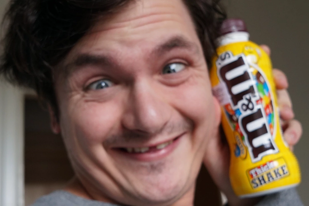 M&M'S DRIK?! - Casper Tester