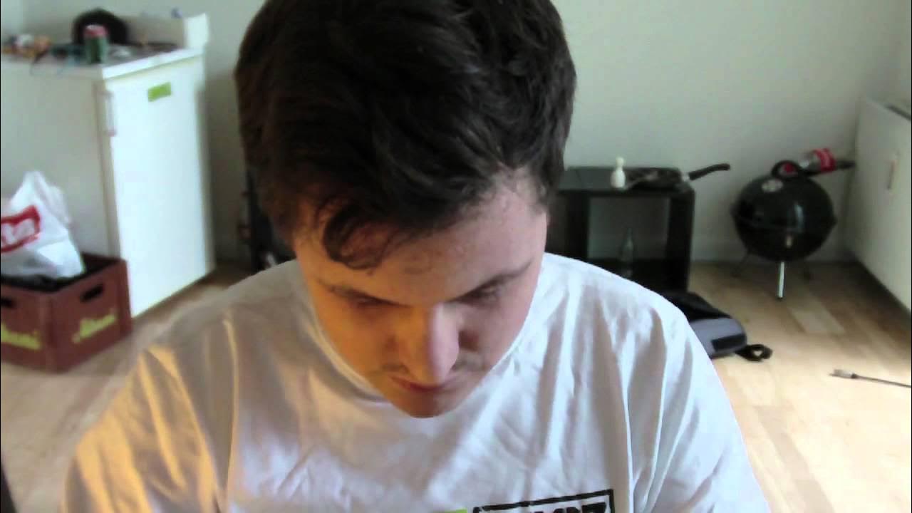 IPhone 4S Unboxing - Casper Unboxer