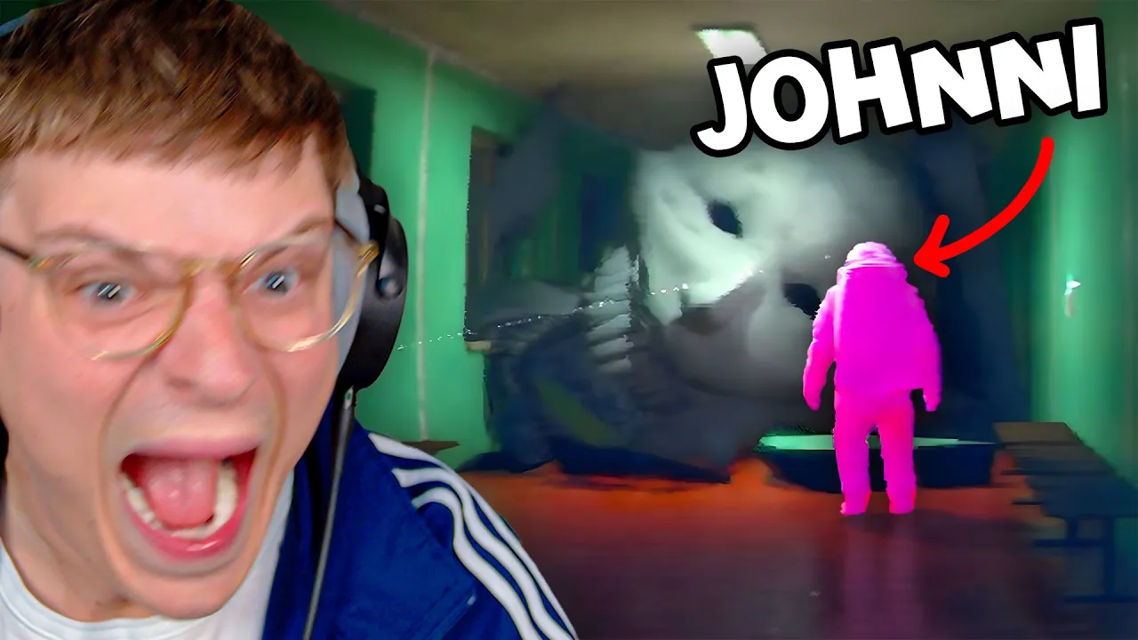 Vi bliver jagtet af et kæmpe hoved