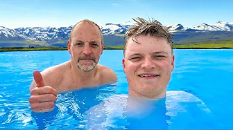 I LUKSUS BAD MED MIN FAR