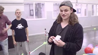 RÆS PÅ TID! (The Crazy Cart Race)