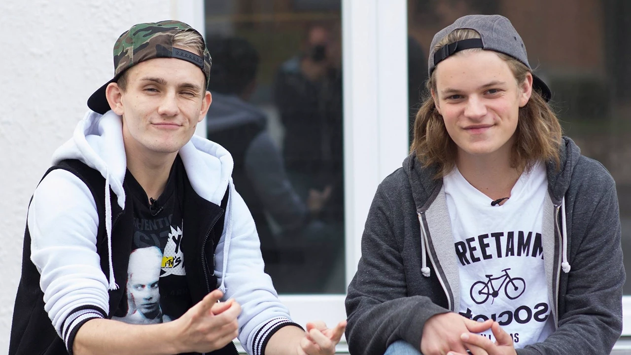 Bag om: The Challenge Roadtrip