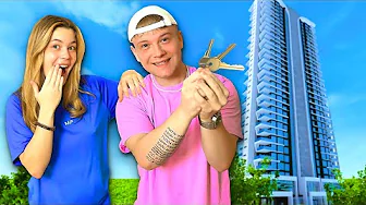 VI FLYTTER!! (Langt Væk..)