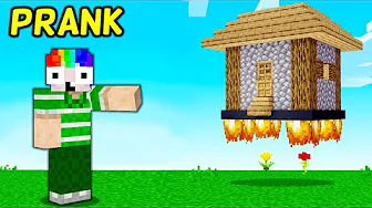 Pranker Mikkel Som KLOVN I Minecraft!!