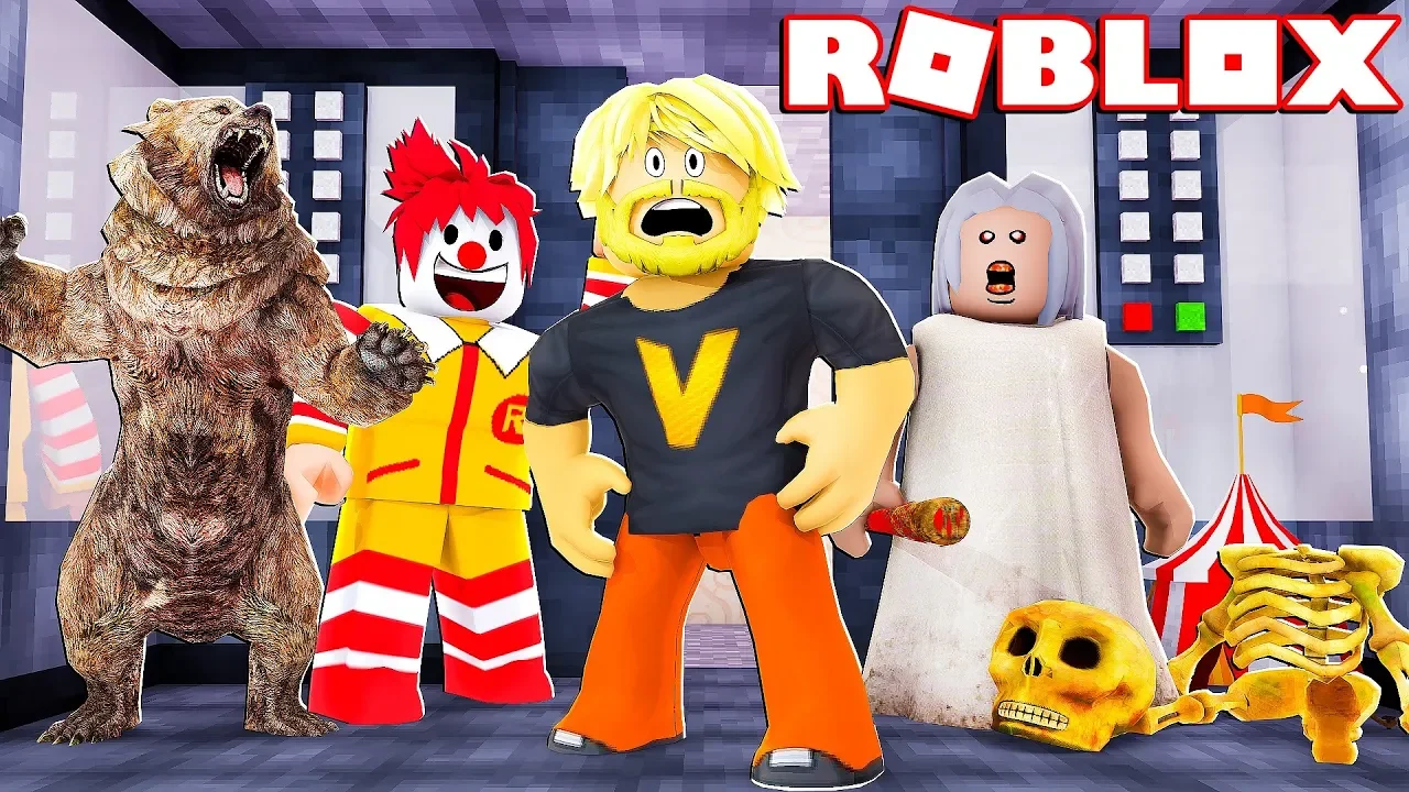 HVAD ER DER BAG DØREN?! 😱 *HELT NORMAL ELEVATOR?!* :: Roblox Normal Elevator Dansk